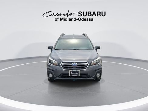 Used 2019 Subaru Outback 3.6R Limited w/ Popular Package #2 AWD/4WD image 3