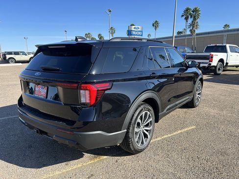 New 2026 Ford Explorer ST-Line image 7