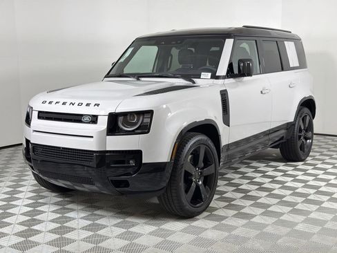 New 2026 Land Rover Defender 110 X-Dynamic SE image 1