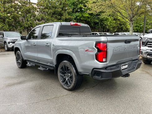 Used 2024 Chevrolet Colorado Z71 w/ Z71 Convenience Package 2 AWD/4WD image 5