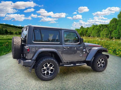 Certified 2022 Jeep Wrangler Rubicon AWD/4WD image 6