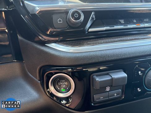 Used 2025 Chevrolet Silverado 2500 LT w/ Convenience Package image 20