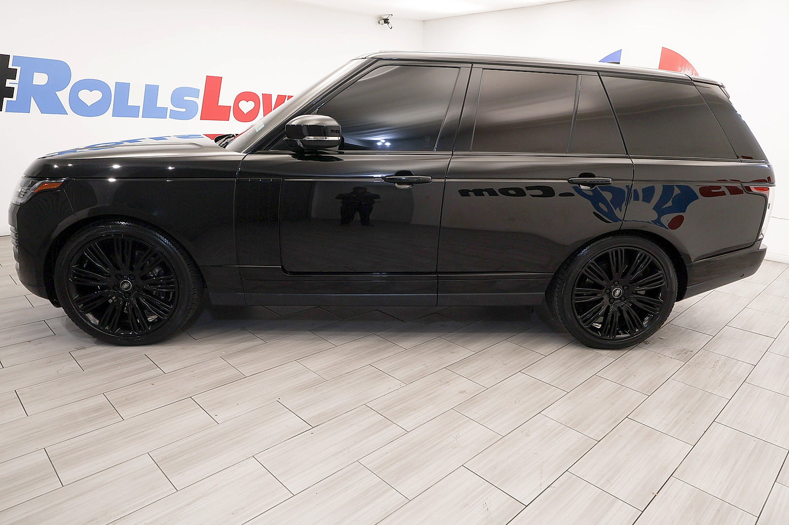 Used 2019 Land Rover Range Rover Sport HSE AWD/4WD image 2