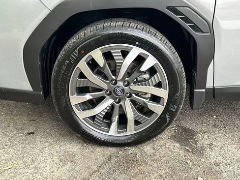 Certified 2025 Subaru Forester Touring w/ Touring Package AWD/4WD image 10