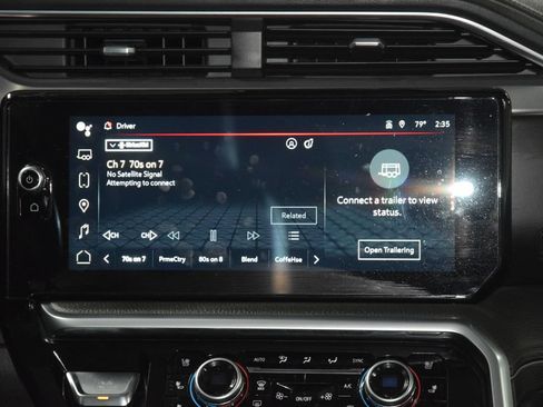 Used 2022 GMC Sierra 1500 Denali w/ Technology Package AWD/4WD image 32