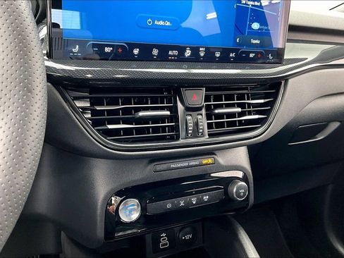 Certified 2025 Ford Escape ST-Line Select w/ Tech Pack #1 AWD/4WD image 31