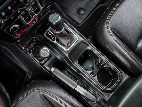 Used 2020 Jeep Gladiator Rubicon image 34