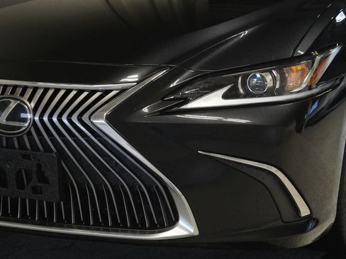 Used 2021 Lexus ES 350 ES 350 w/ Premium Package image 7