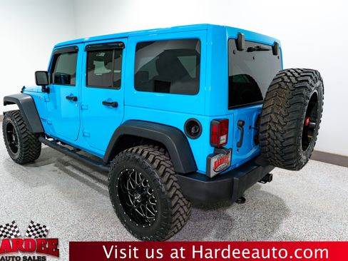Used 2017 Jeep Wrangler Unlimited Rubicon w/ Dual Top Group image 3