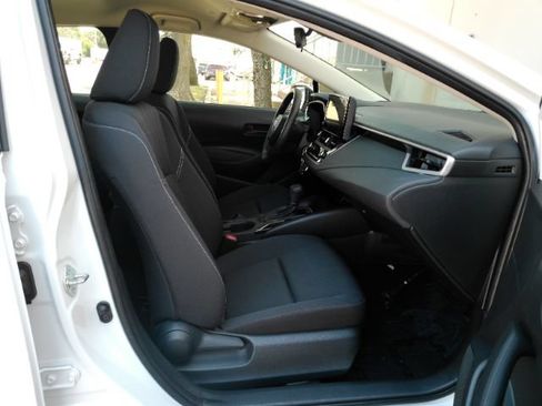 Used 2026 Toyota Corolla LE FWD image 18
