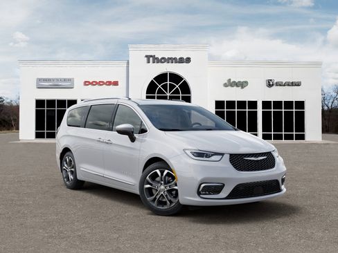 New 2026 Chrysler Pacifica Pinnacle image 5