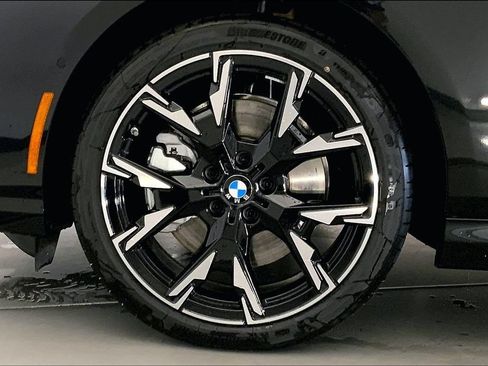 New 2026 BMW 228i xDrive w/ Technology Package AWD/4WD image 9