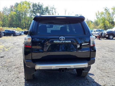 Used 2024 Toyota 4Runner TRD Off-Road image 6