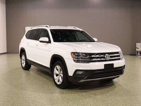 Used 2019 Volkswagen Atlas SE FWD image 1