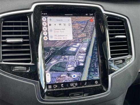 Used 2023 Volvo XC90 T8 Plus image 25