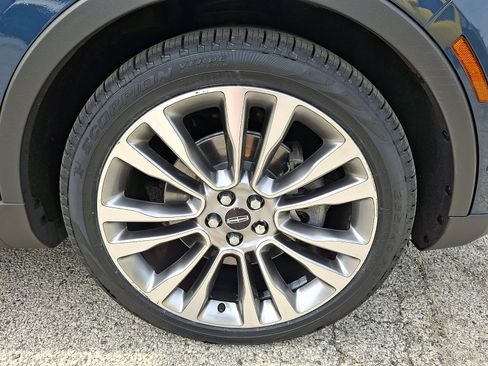 Used 2016 Lincoln MKX Reserve w/ Luxury Package AWD/4WD image 9