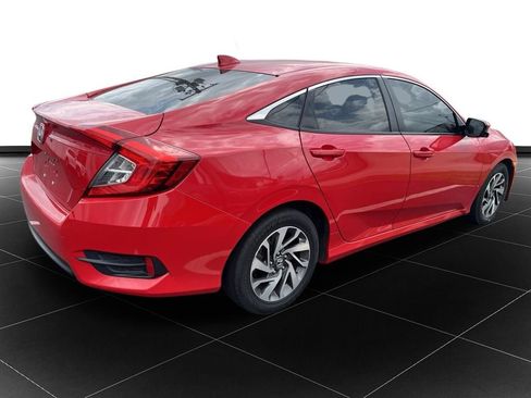 Used 2018 Honda Civic EX image 5