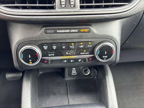 Used 2024 Ford Escape Active AWD/4WD image 29