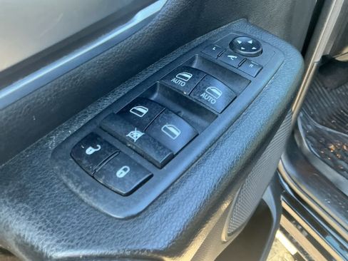 Used 2019 RAM 1500 Big Horn image 24