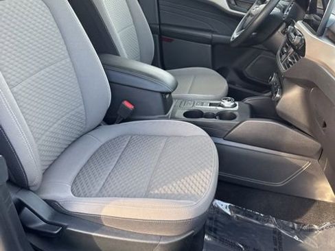 Used 2022 Ford Escape SE image 29
