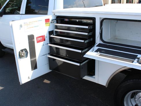 Used 2023 RAM 3500 Tradesman AWD/4WD image 19