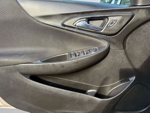 Used 2022 Chevrolet Malibu LT image 26