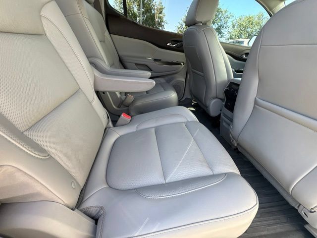 Used 2019 GMC Acadia SLT FWD image 6