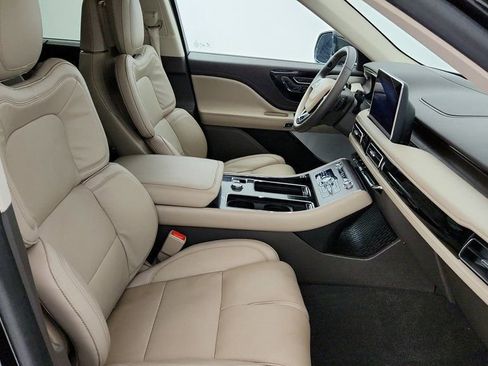 Used 2023 Lincoln Aviator Reserve w/ Equipment Group 201A image 24