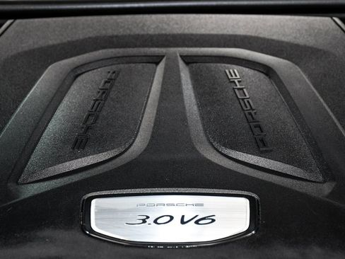 Used 2023 Porsche Cayenne AWD/4WD image 65