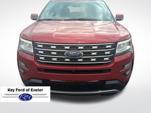 Used 2017 Ford Explorer Limited w/ Equipment Group 301A AWD/4WD image 3