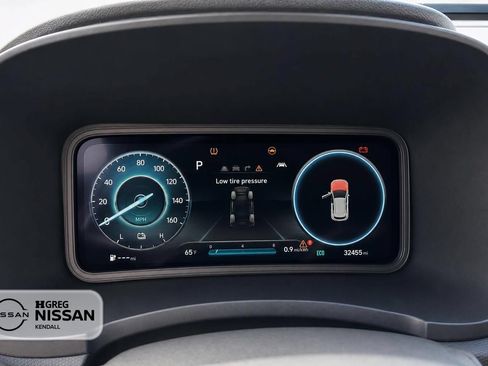 Used 2023 Hyundai Kona Limited FWD image 9