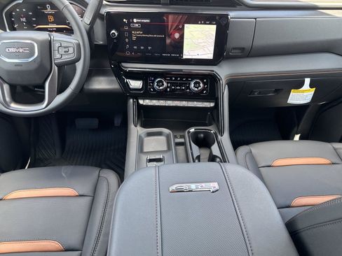 New 2026 GMC Sierra 2500 AT4 w/ AT4 Premium Plus Package AWD/4WD image 15