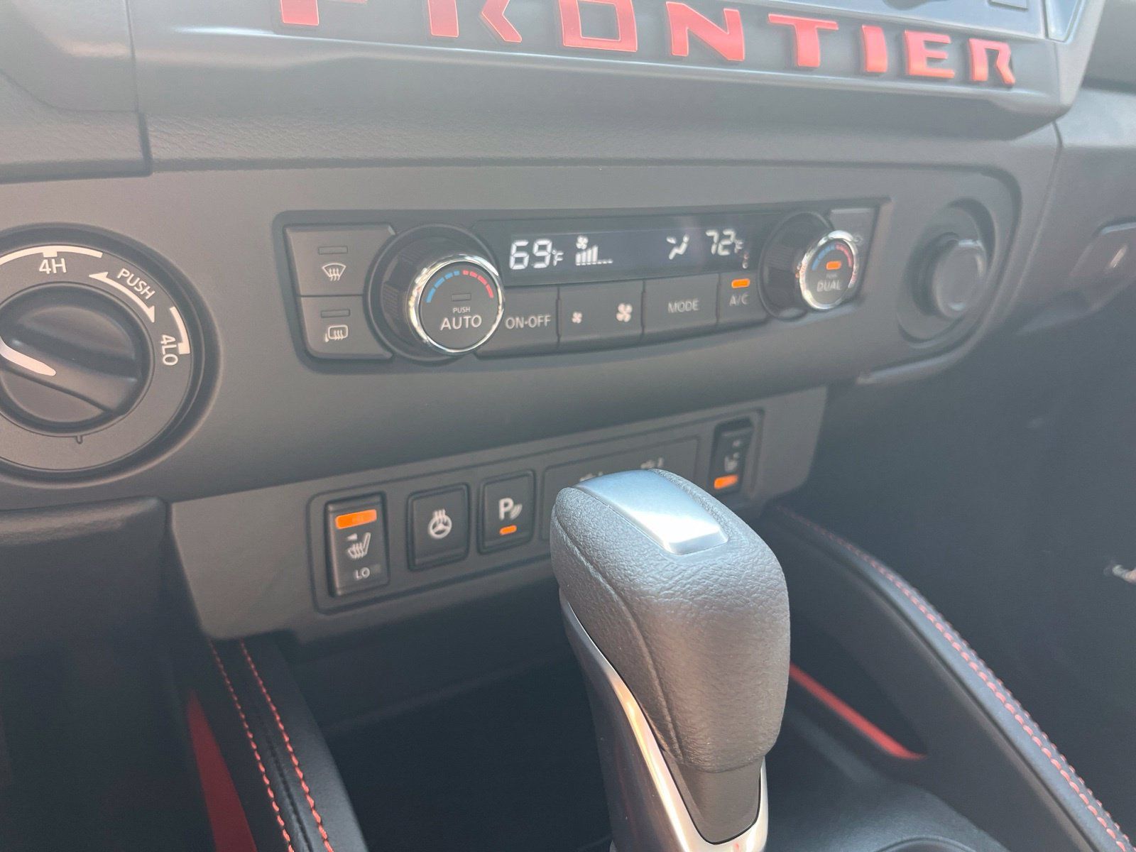 Used 2026 Nissan Frontier PRO-4X w/ Pro Premium Package AWD/4WD image 30