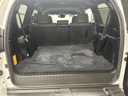 Certified 2023 Lexus GX 460 Premium w/ Premium Package image 33