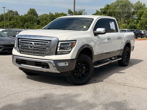 Used 2020 Nissan Titan Platinum Reserve w/ Protection Package 2 AWD/4WD image 3