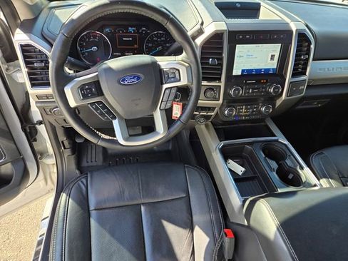 Used 2020 Ford F250 Lariat w/ Chrome Package image 13