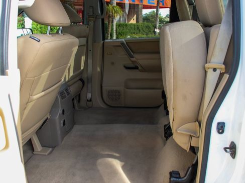 Used 2013 Nissan Titan SV w/ SV Value Truck Pkg image 31