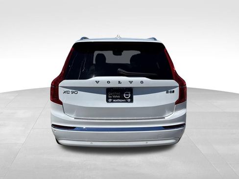 Certified 2024 Volvo XC90 B5 Core w/ Climate Package AWD/4WD image 39