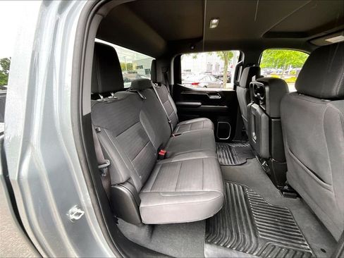 Used 2023 Chevrolet Silverado 1500 LT AWD/4WD image 16