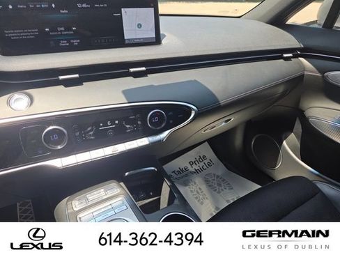 Used 2022 Genesis GV70 3.5T Sport AWD/4WD image 41