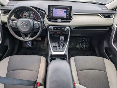 Used 2020 Toyota RAV4 XLE w/ Convenience Package FWD image 15