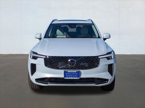 New 2026 Volvo XC90 T8 Ultra w/ Protection Package Premier AWD/4WD image 4