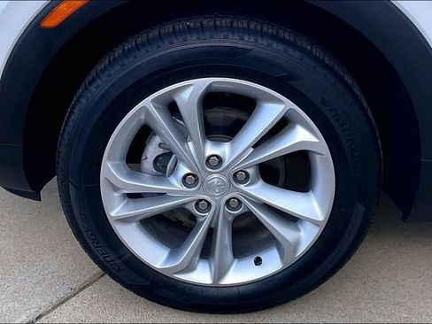 Used 2023 Buick Encore GX Preferred FWD image 9