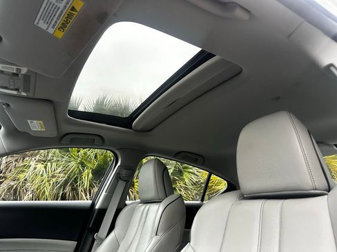 Used 2019 Acura ILX w/ Premium Package image 28