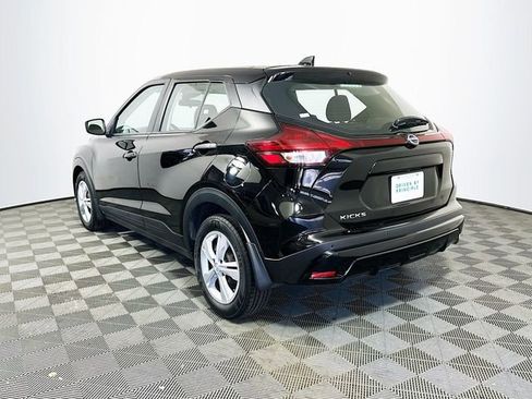 Used 2023 Nissan Kicks S image 6