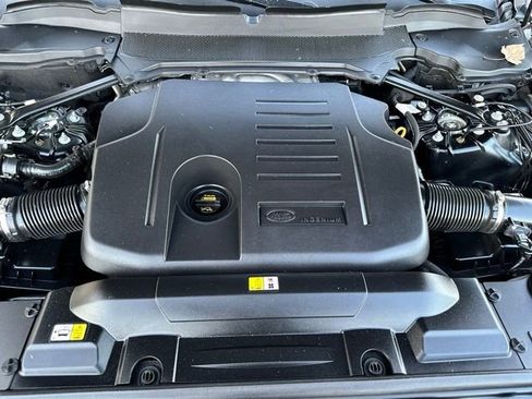 Used 2020 Land Rover Range Rover Sport HSE image 31