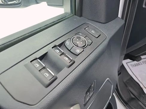 Used 2022 Ford F250 Lariat image 12