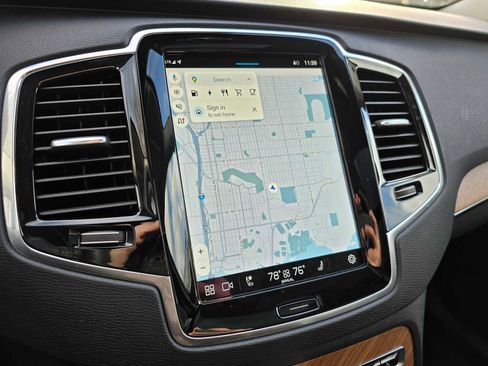 Certified 2024 Volvo XC90 T8 Plus w/ Protection Package Premier image 30