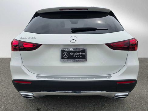 Used 2026 Mercedes-Benz GLA 250 image 4