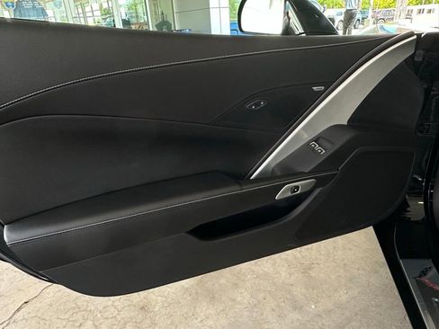 Used 2015 Chevrolet Corvette Stingray Coupe w/ ZF1 Appearance Package RWD image 12
